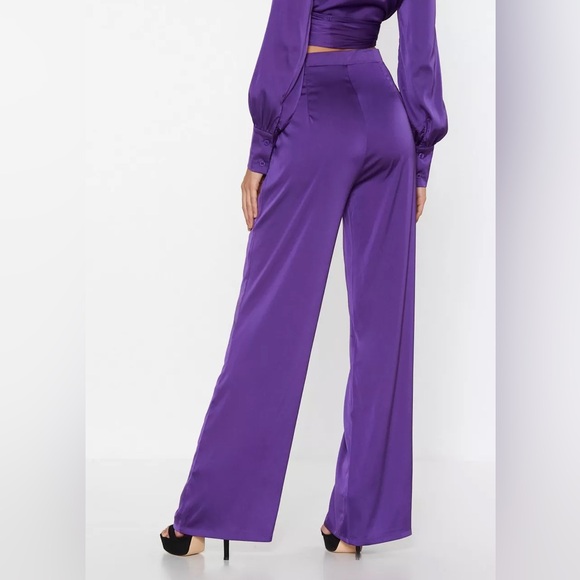 Nasty Gal Women Satin Flare Pant  - Size 6 - Purple - Picture 5 of 9